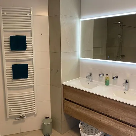 Atlantis Met Zeezicht Apartment