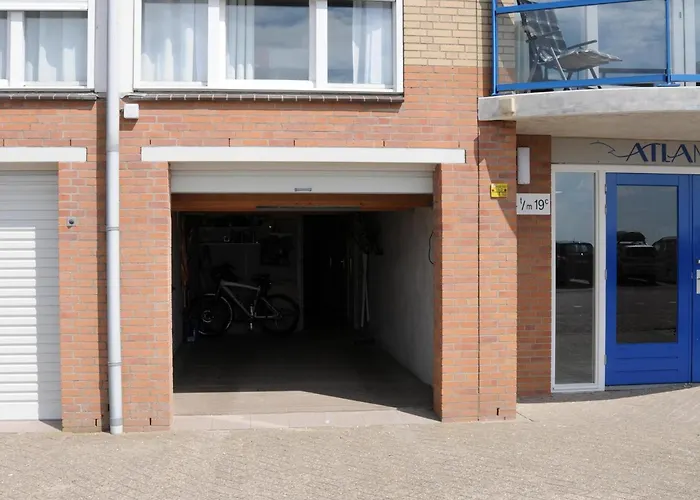 Atlantis Met Zeezicht * 海边的艾格蒙特